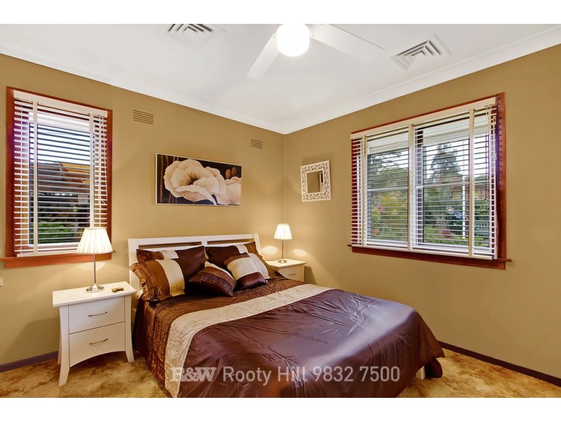 57 Nella Dan Avenue, Tregear NSW 2770