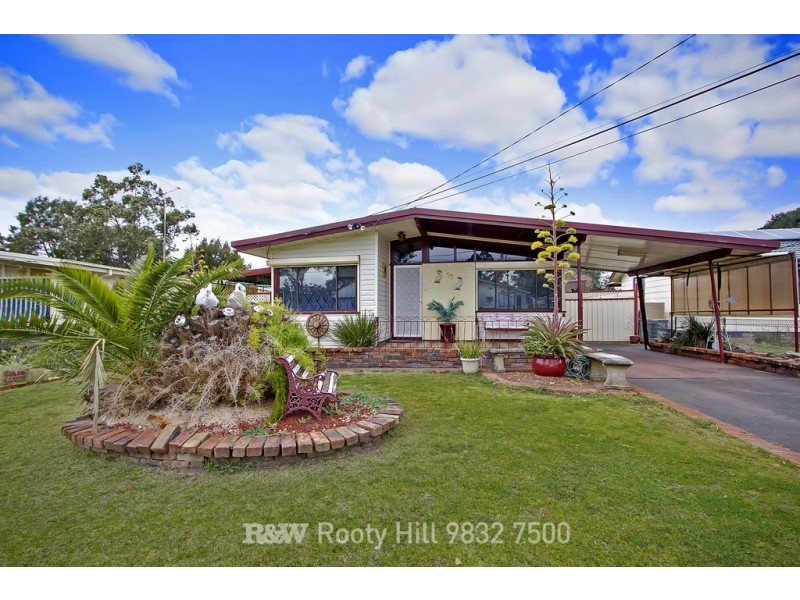 77 Manila Road, Lethbridge Park NSW 2770