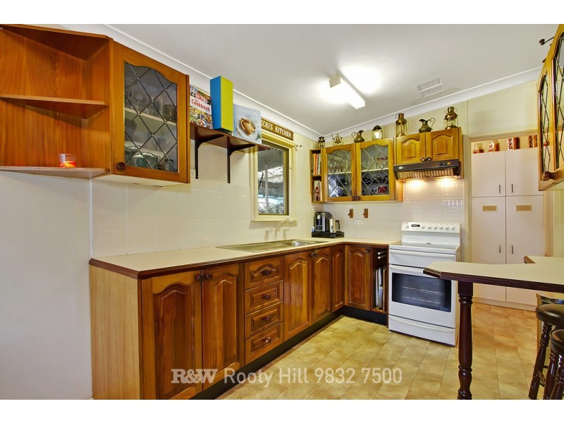 77 Manila Road, Lethbridge Park NSW 2770