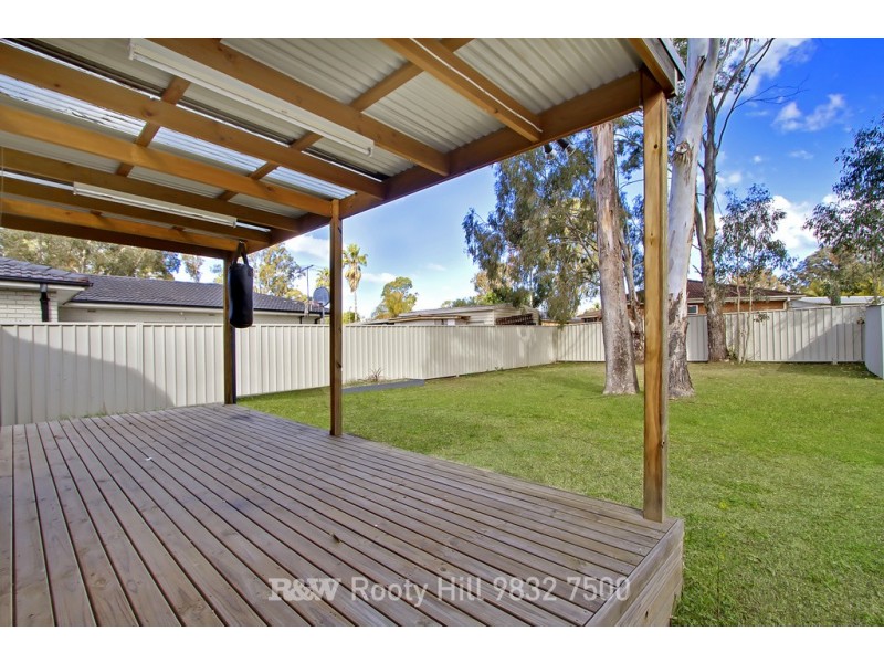 27 Nathan Crescent, Dean Park NSW 2761