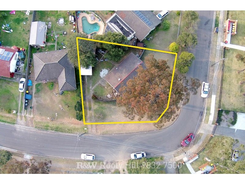 46 Waitaki Crescent, Lethbridge Park NSW 2770