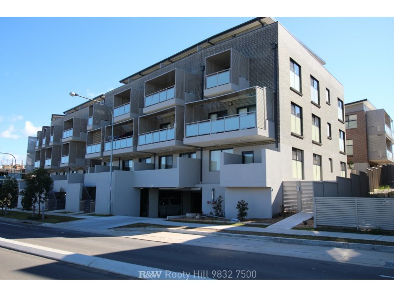 15/1 Glenmore Ridge Drive, Glenmore Park NSW 2745