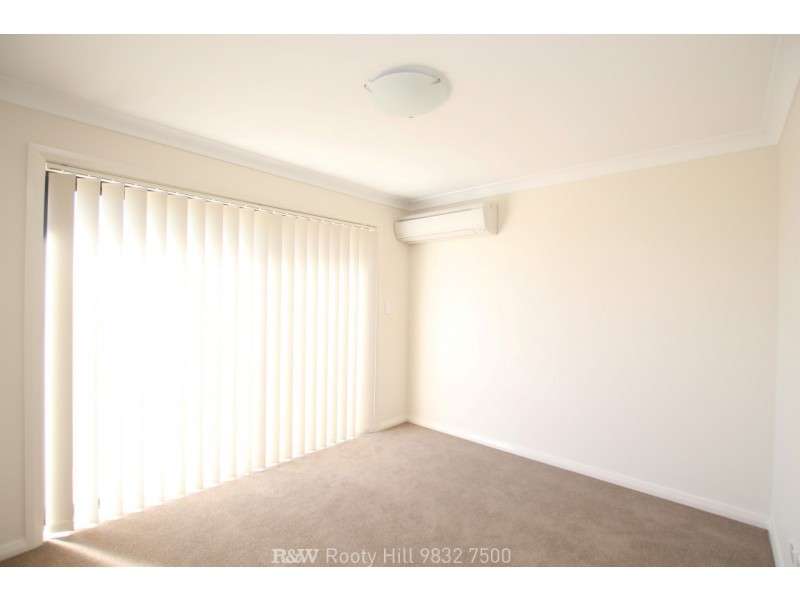 15/1 Glenmore Ridge Drive, Glenmore Park NSW 2745