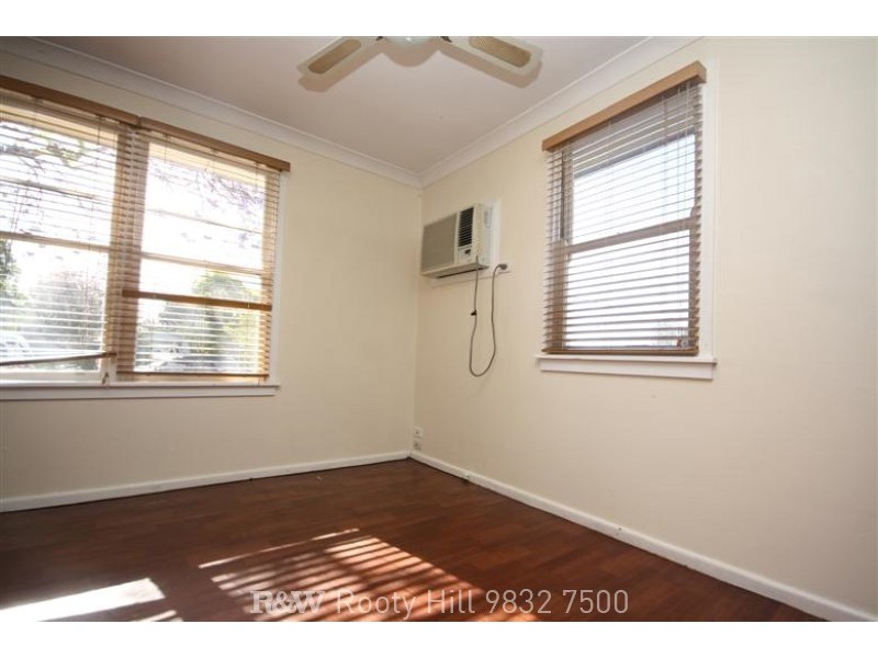 28 Leonard Street, Colyton NSW 2760