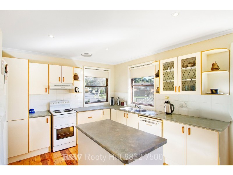 14 Canna Place, Quakers Hill NSW 2763