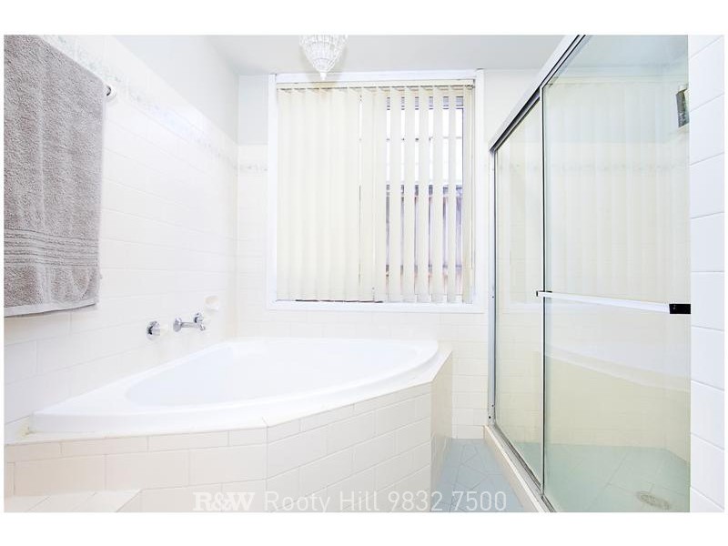 41 Barnard Crescent, Oakhurst NSW 2761