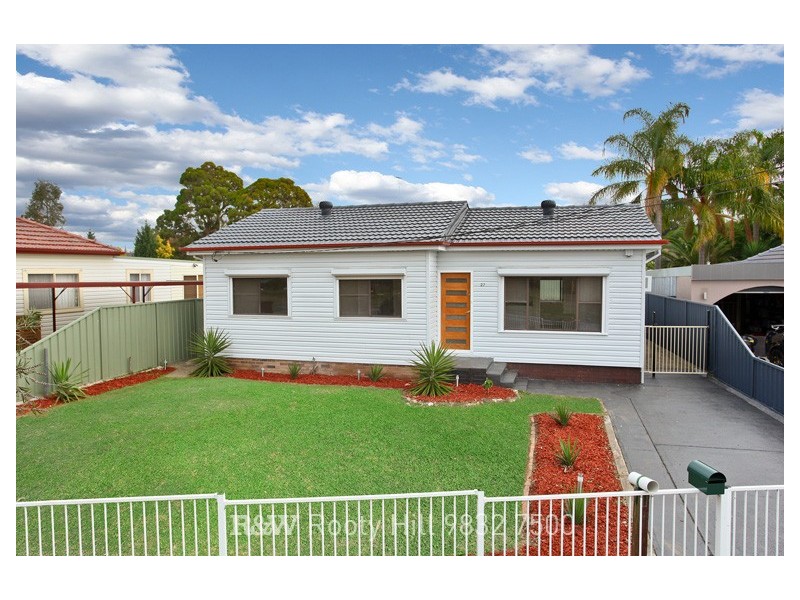 27 Melbourne Street, Oxley Park NSW 2760