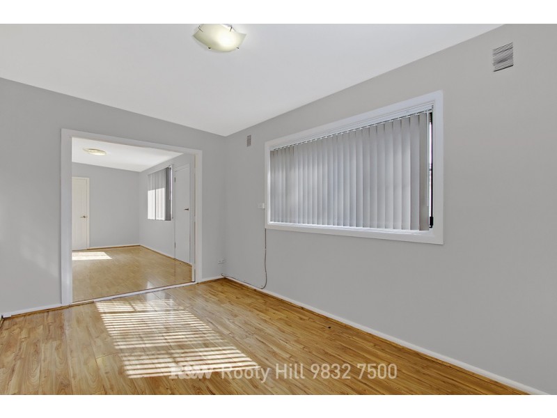 27 Melbourne Street, Oxley Park NSW 2760