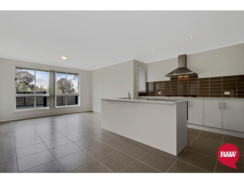 28 Murcutt Street, Ropes Crossing NSW 2760
