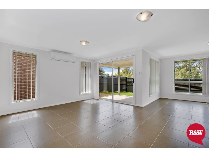 28 Murcutt Street, Ropes Crossing NSW 2760