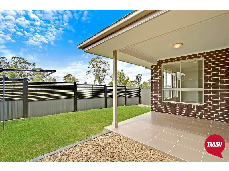 28 Murcutt Street, Ropes Crossing NSW 2760
