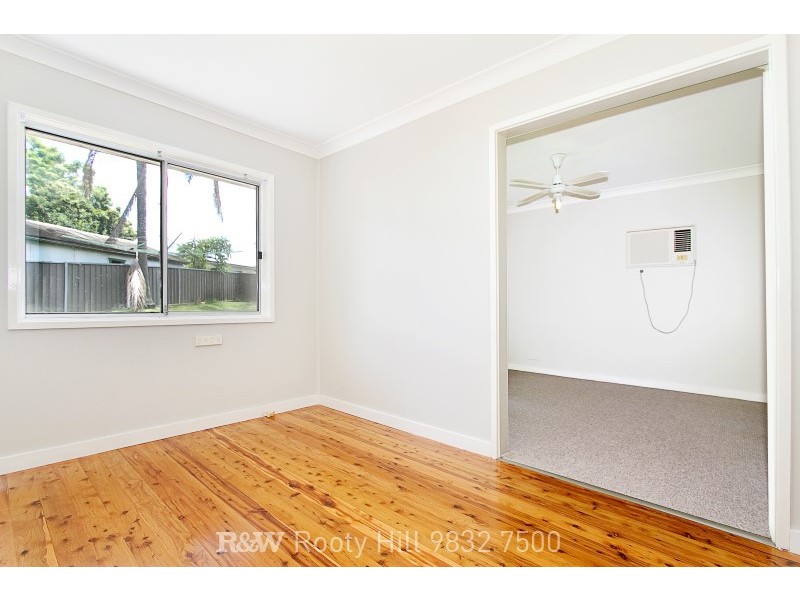 7 Law Crescent, Tregear NSW 2770