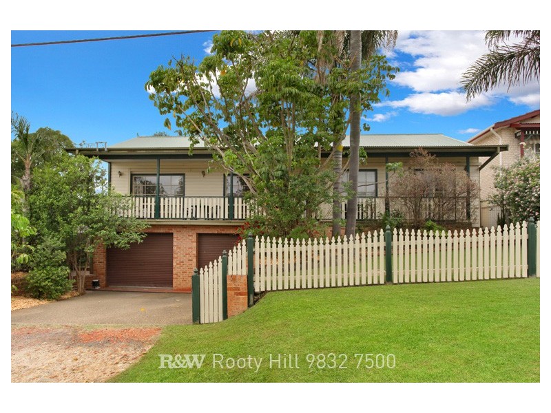21 Beaconsfield Road, Rooty Hill NSW 2766