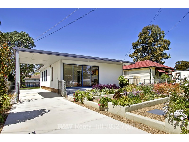 21 Wangaroa Crescent, Lethbridge Park NSW 2770