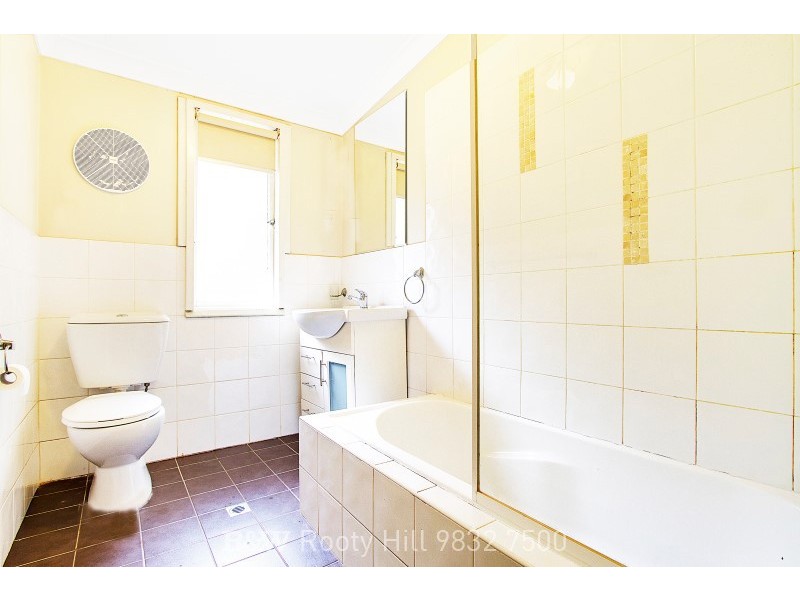 9 Kista Dan Avenue, Tregear NSW 2770