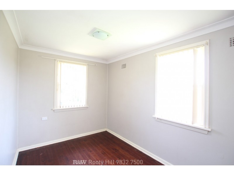 24 Erebus Crescent, Tregear NSW 2770