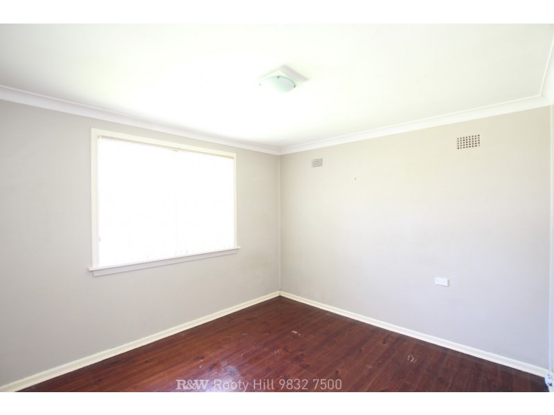 24 Erebus Crescent, Tregear NSW 2770