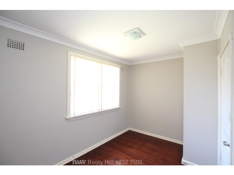 24 Erebus Crescent, Tregear NSW 2770