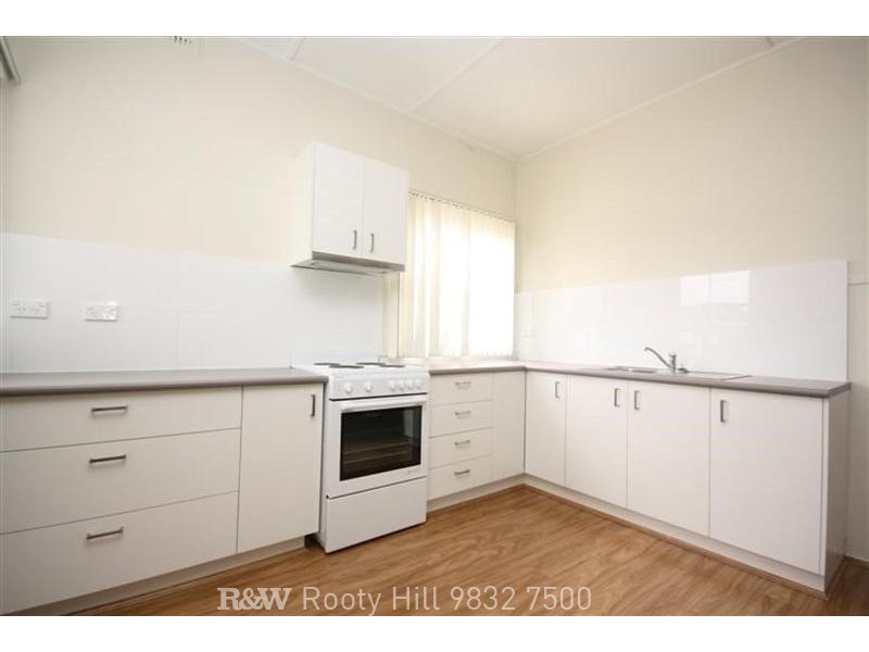 153 Carpenter Street, Colyton NSW 2760