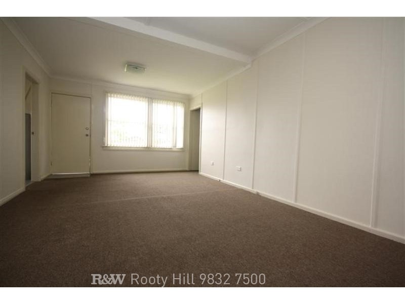 153 Carpenter Street, Colyton NSW 2760