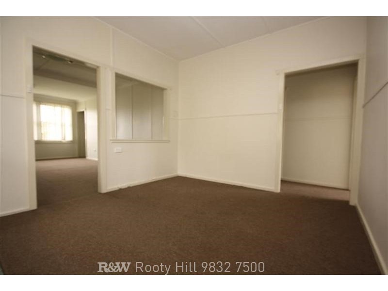 153 Carpenter Street, Colyton NSW 2760