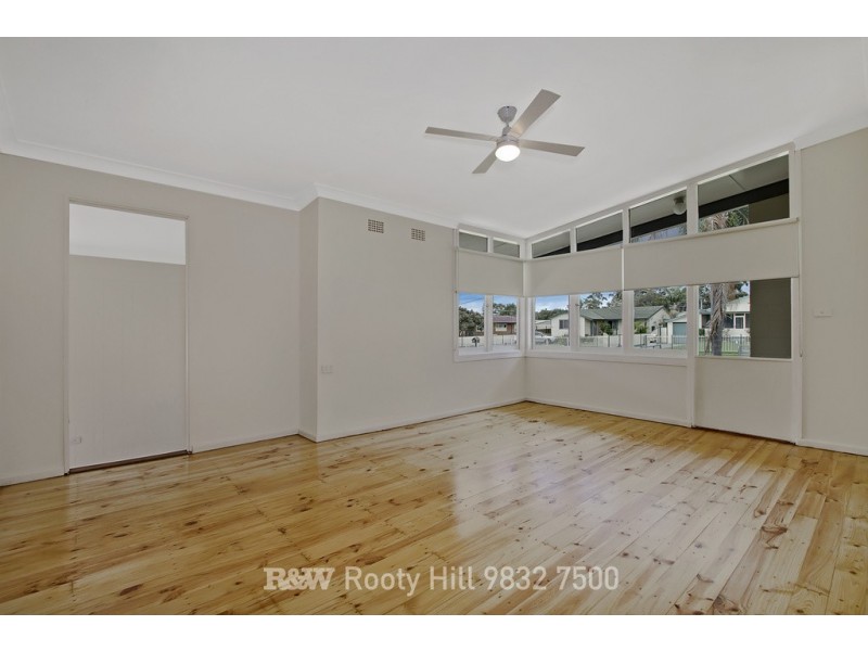 42 Redditch Crescent, Hebersham NSW 2770