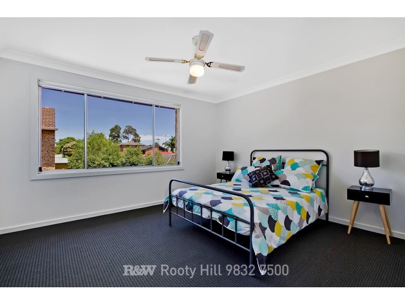 5/25 Surrey Street, Minto NSW 2566