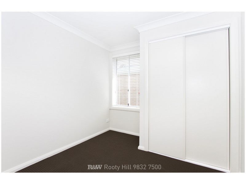 43 Donovan Crescent, Ropes Crossing NSW 2760