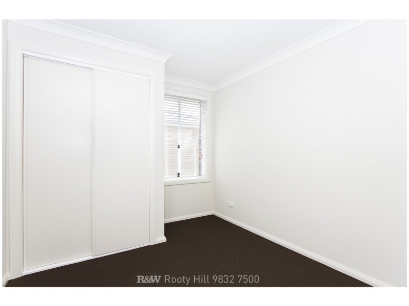 43 Donovan Crescent, Ropes Crossing NSW 2760