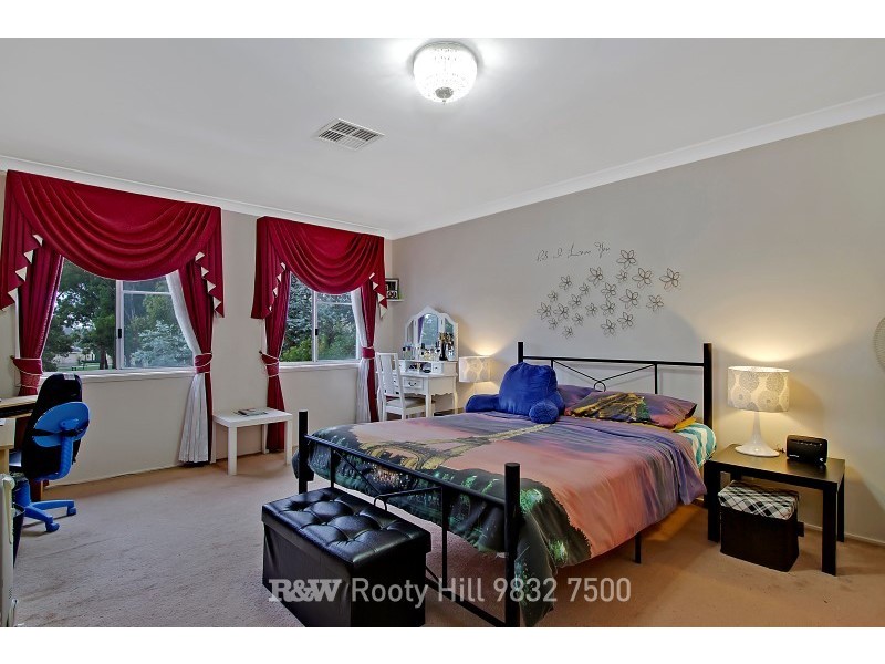 28 Florence Street, Oakhurst NSW 2761