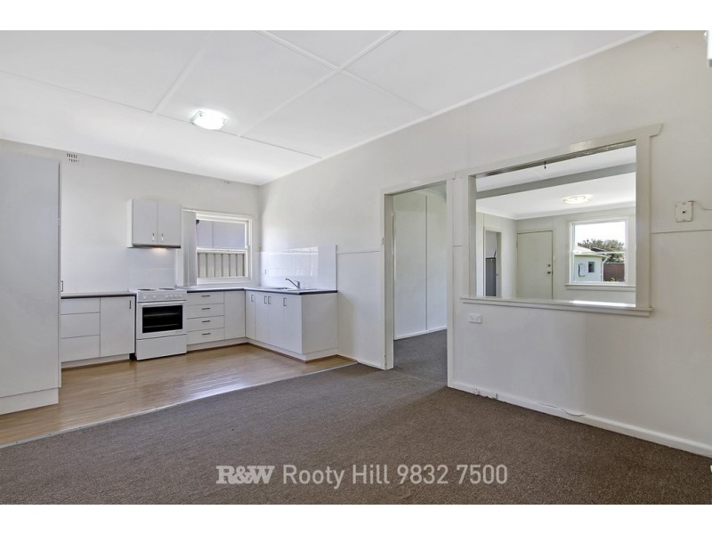 153 Carpenter Street, Colyton NSW 2760