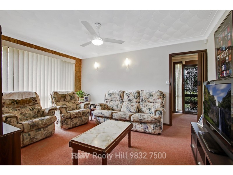 13 Cumbernauld Crescent, Dharruk NSW 2770