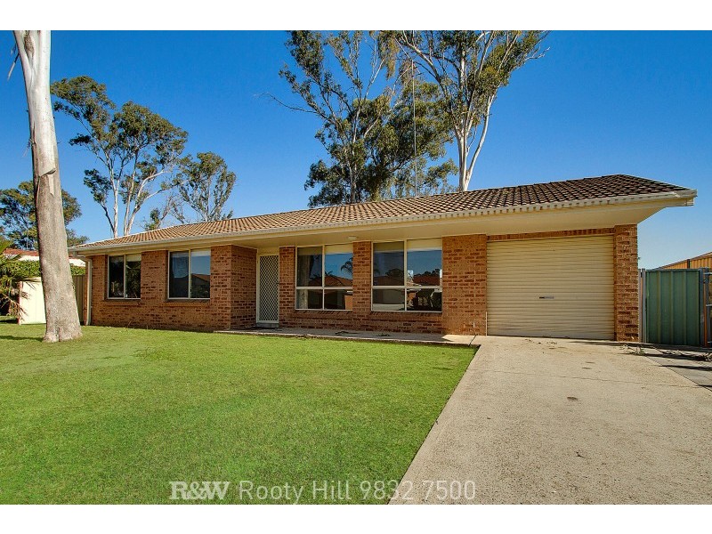 4 Magyar Place, Oakhurst NSW 2761