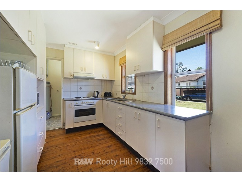 2 Hagen Place, Whalan NSW 2770