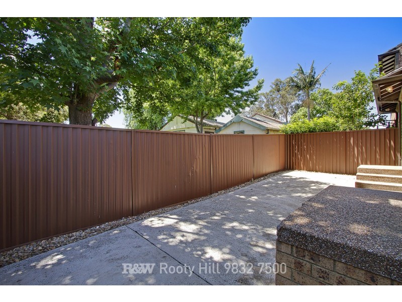 5/25 Surrey Street, Minto NSW 2566