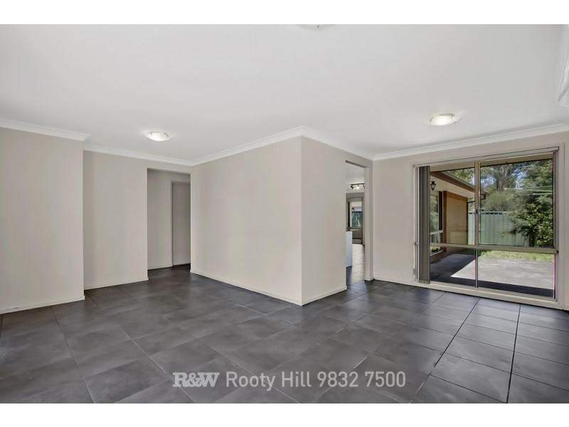 82 Beaconsfield Road, Rooty Hill NSW 2766