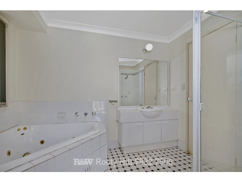 82 Beaconsfield Road, Rooty Hill NSW 2766