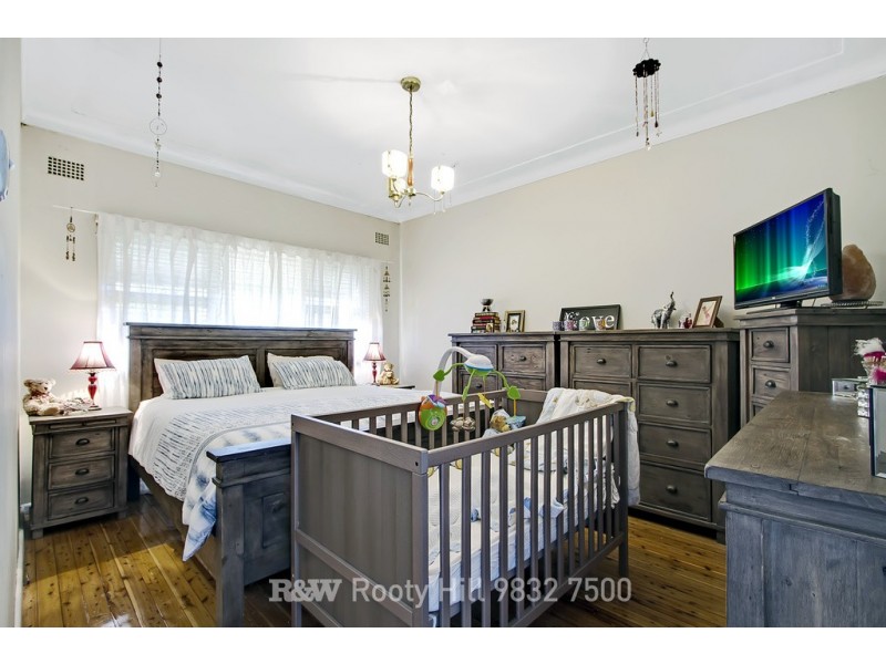 14 Constance Avenue, Oxley Park NSW 2760