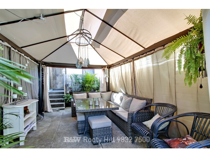 14 Constance Avenue, Oxley Park NSW 2760