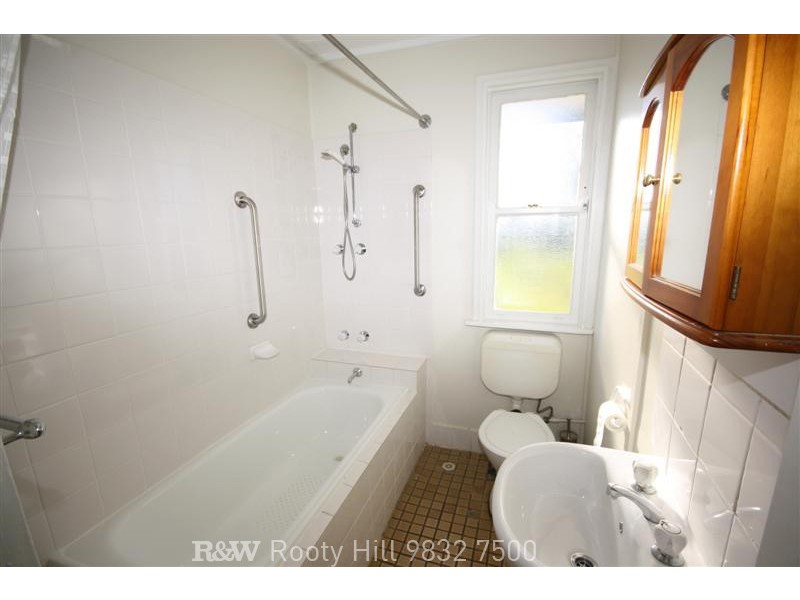 8 Cedar Crescent, North St Marys NSW 2760