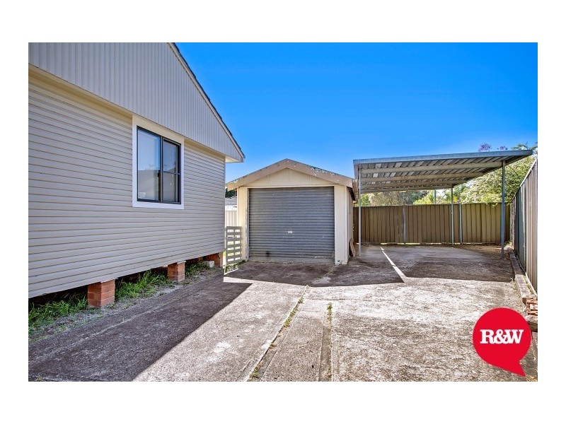 30 Leonard Street, Colyton NSW 2760