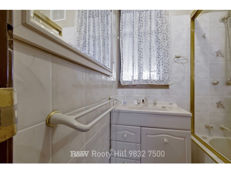 13 Cumbernauld Crescent, Dharruk NSW 2770