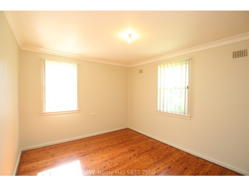 25 Kavieng Avenue, Whalan NSW 2770