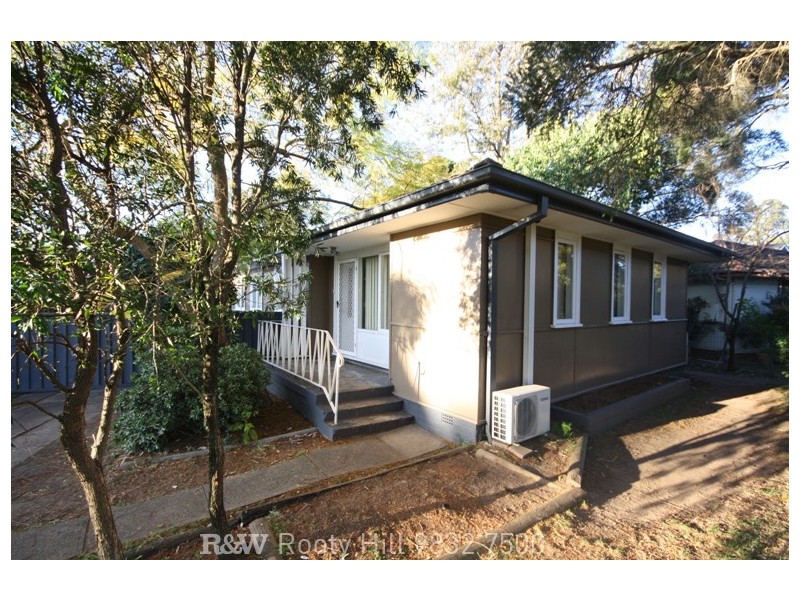 41 Lingayen Avenue, Lethbridge Park NSW 2770