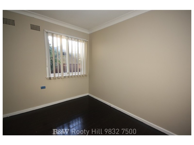 41 Lingayen Avenue, Lethbridge Park NSW 2770