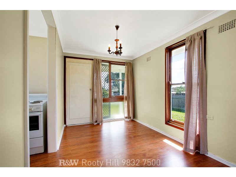 18 Richardson Crescent, Hebersham NSW 2770