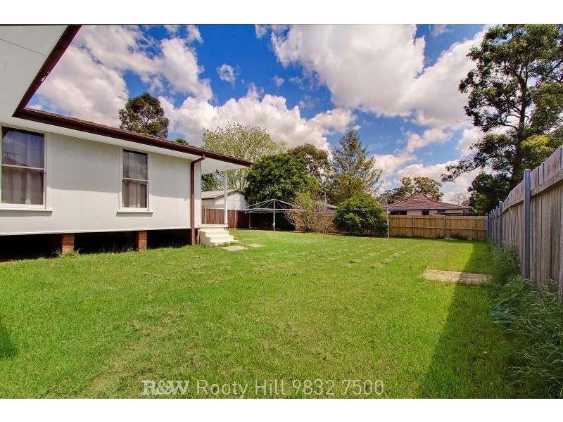 18 Richardson Crescent, Hebersham NSW 2770