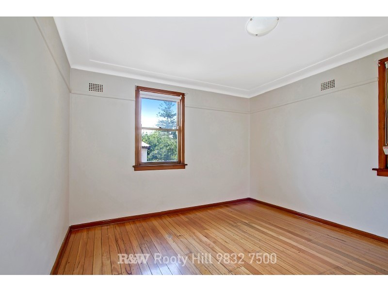 38 Leonard Street, Colyton NSW 2760