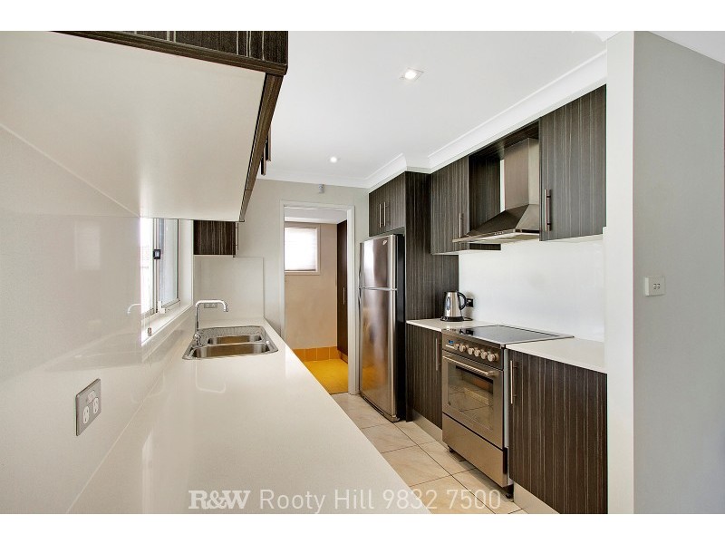 4 Hoffman Place, Oakhurst NSW 2761