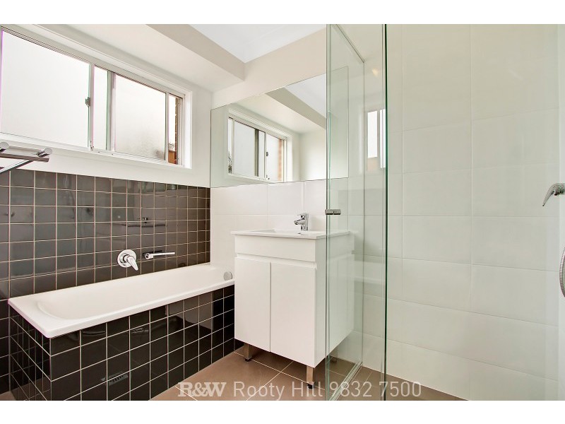 4 Hoffman Place, Oakhurst NSW 2761